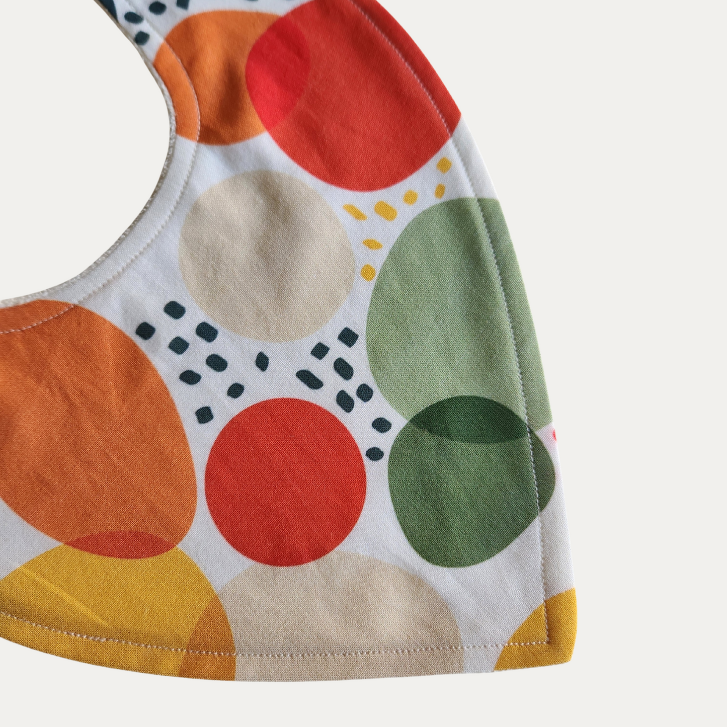 PEBBLES | DRIBBLE BIB