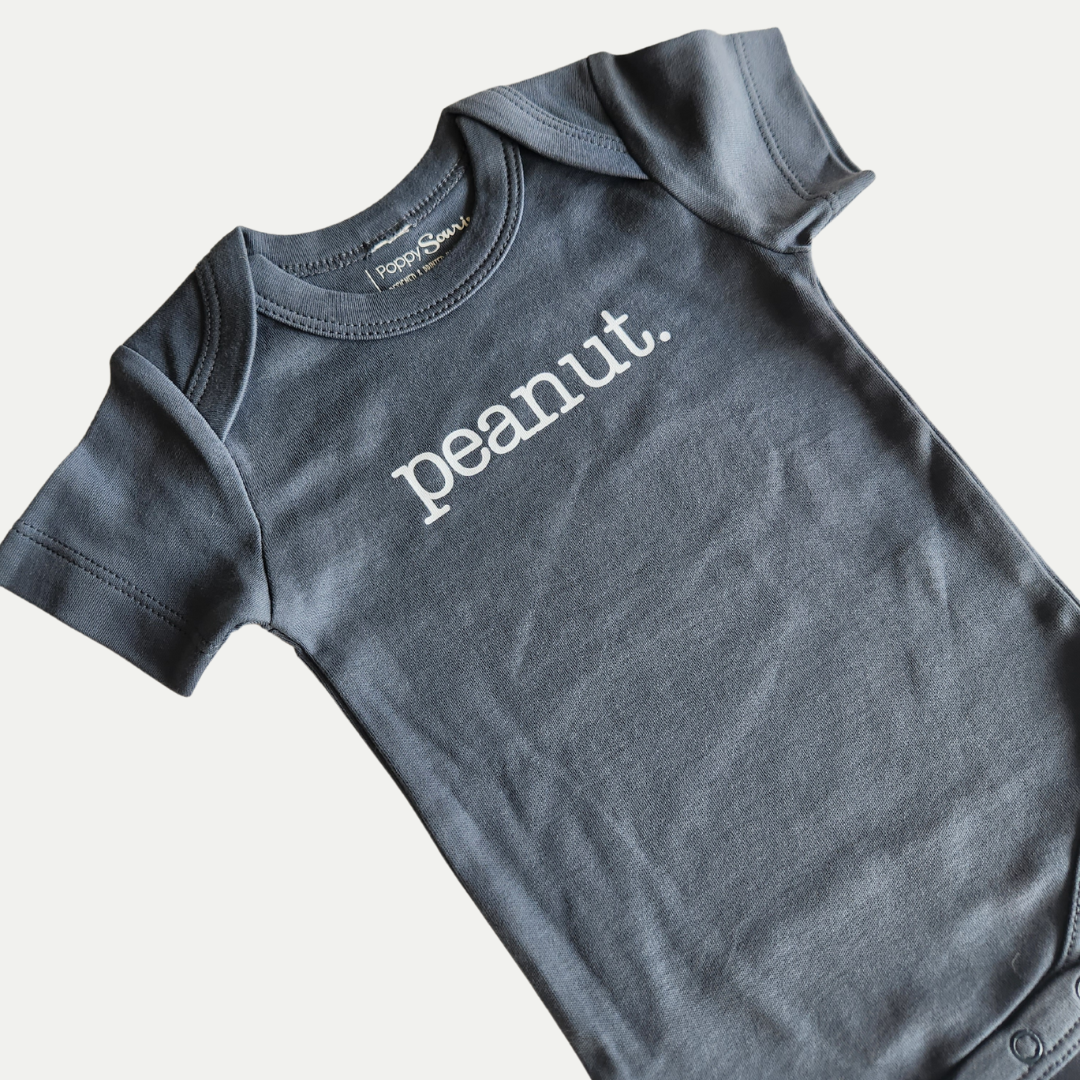 ORGANIC ONESIE | PEANUT | NAVY