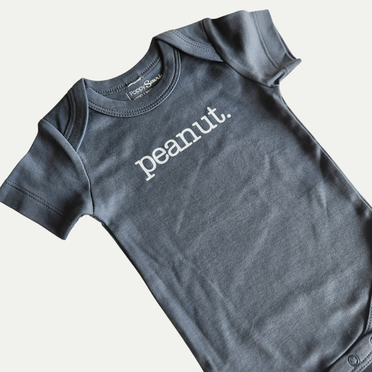 ORGANIC ONESIE | PEANUT | NAVY