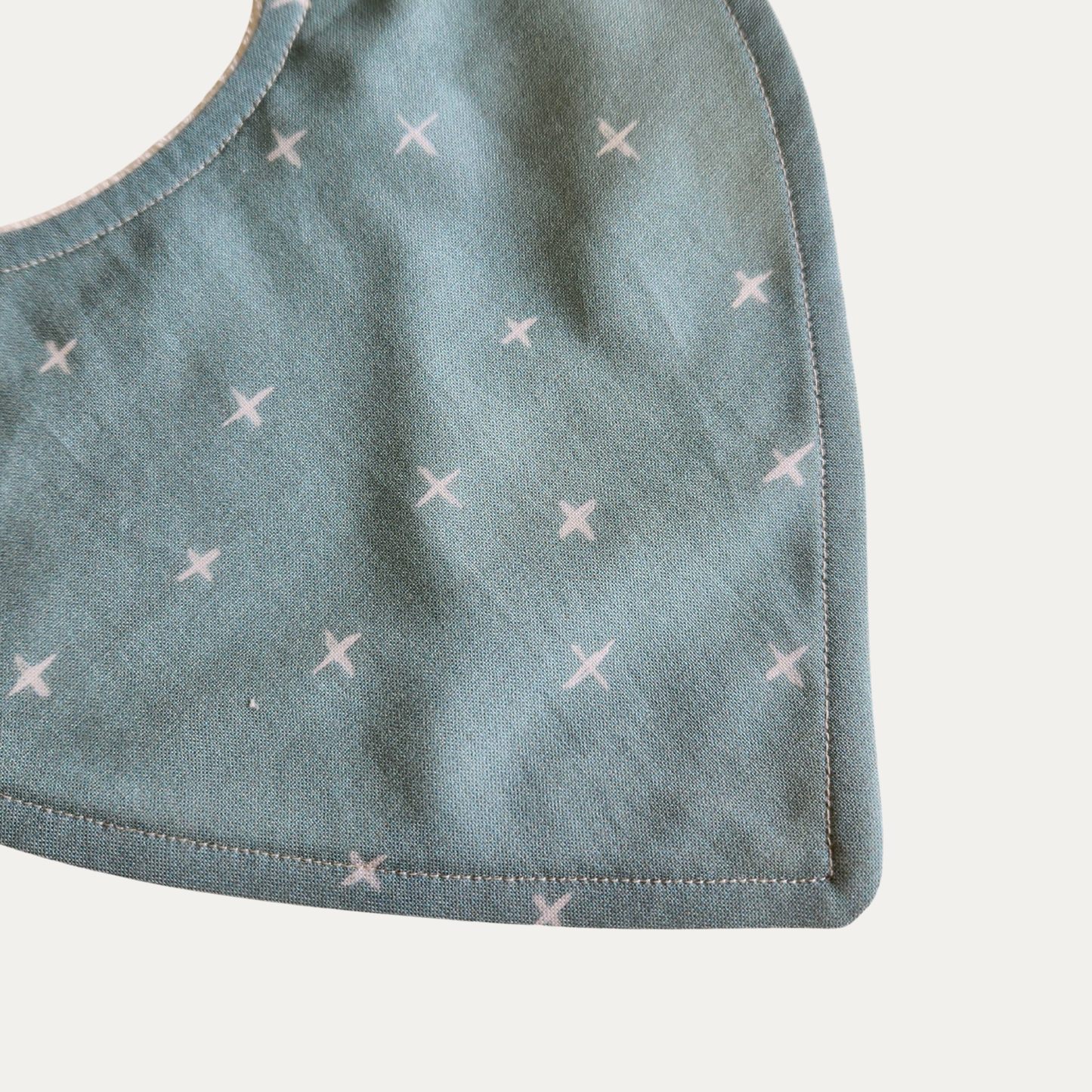 MINT CROSS | DRIBBLE BIB