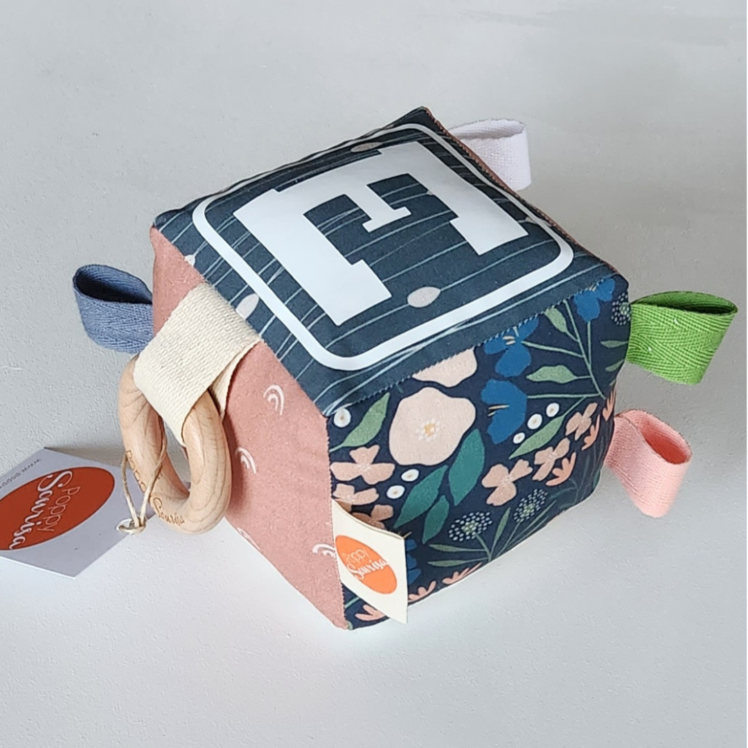 SOFT SENSORY CUBE | FLEUR