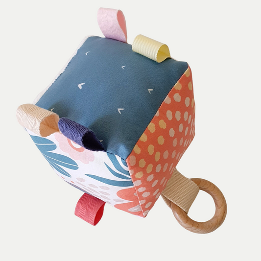 SOFT SENSORY CUBE | MILLY