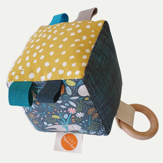 SOFT SENSORY CUBE | HANGIN ON