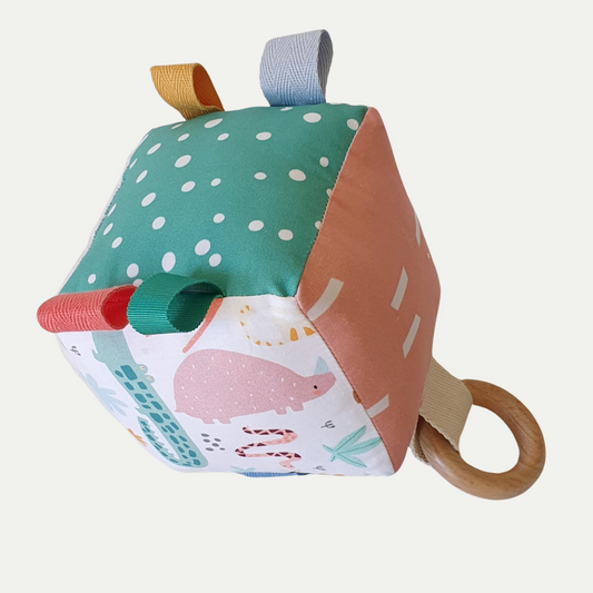 SOFT SENSORY CUBE | ON SAFARI