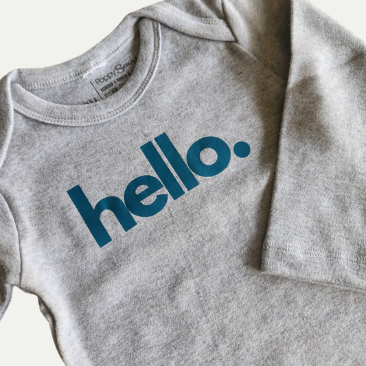 ORGANIC ONESIE | HELLO. | GREY MARLE