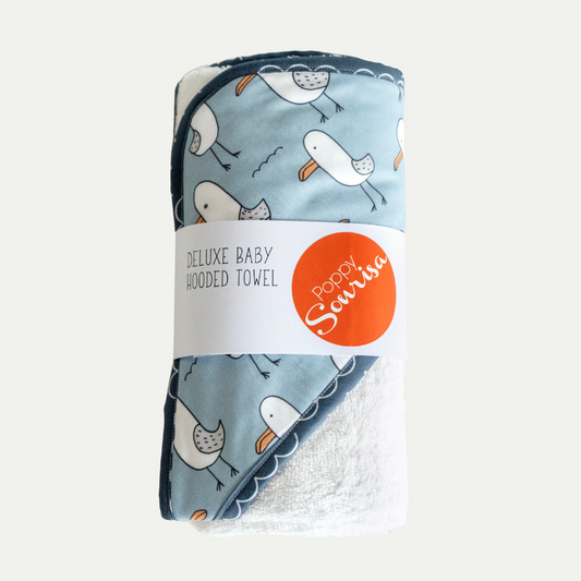 DELUXE HOODED TOWEL | BABY SEAGULLS