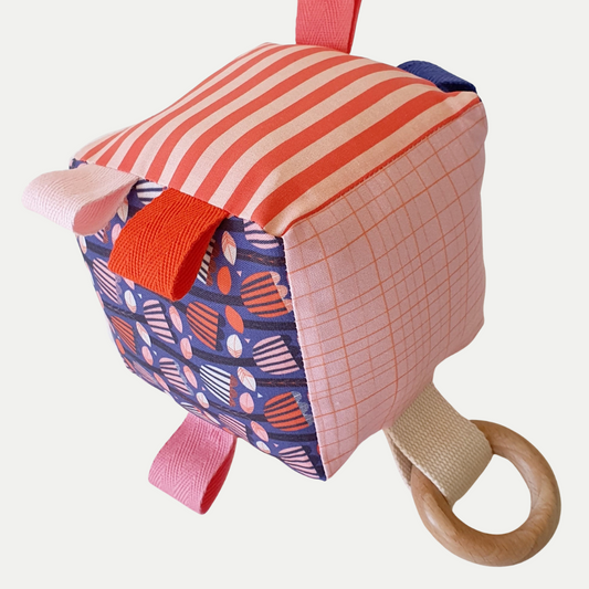 SOFT SENSORY CUBE | SCANDI FLORAL